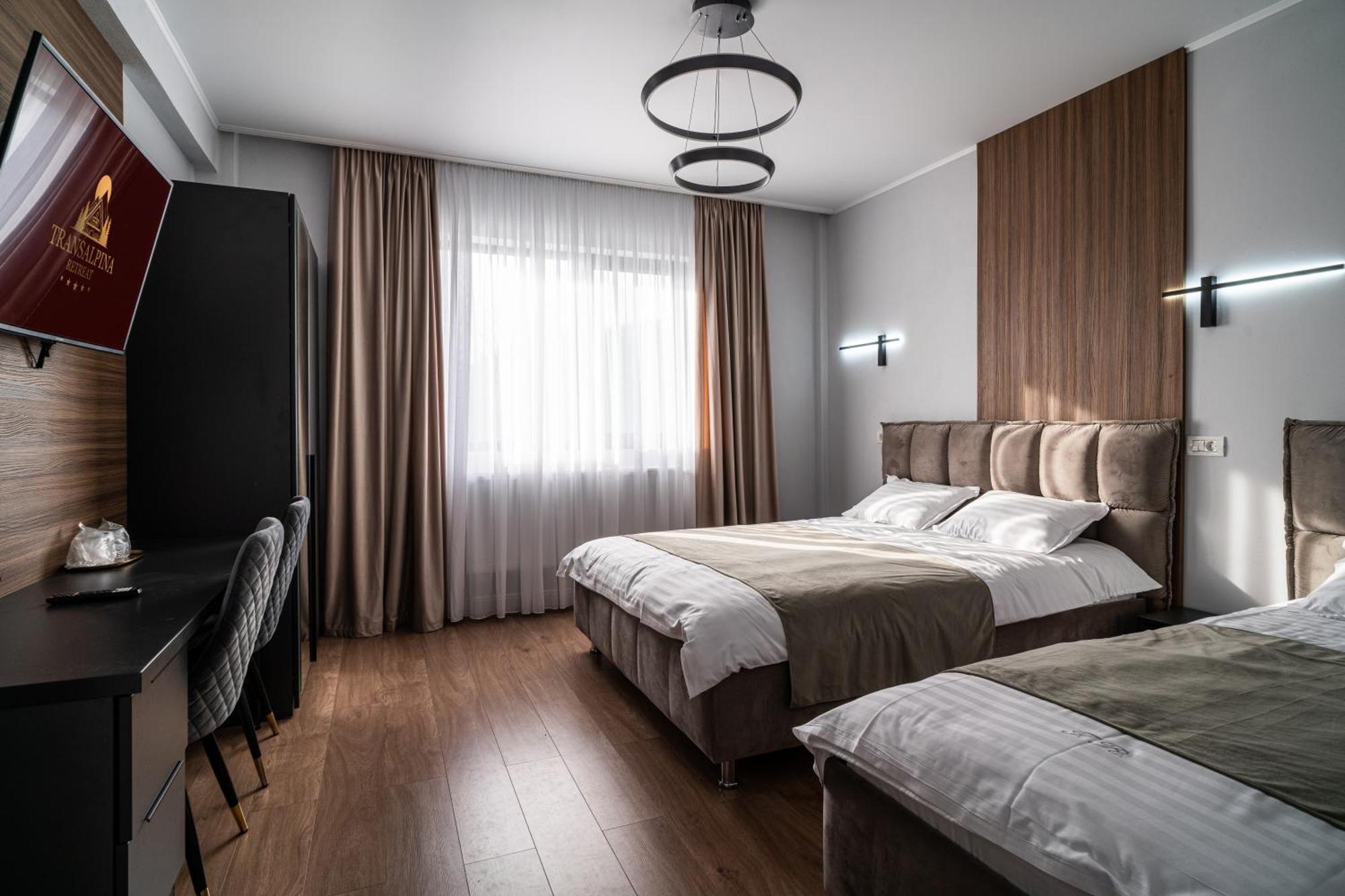 Transalpina Retreat Otel Novaci-Străini Dış mekan fotoğraf